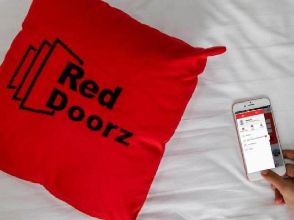 Reddoorz Syariah @ Griya Shanta Malang Extérieur photo